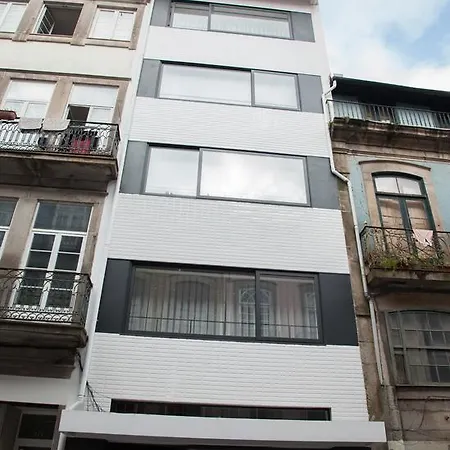 Apartment White Almada Porto