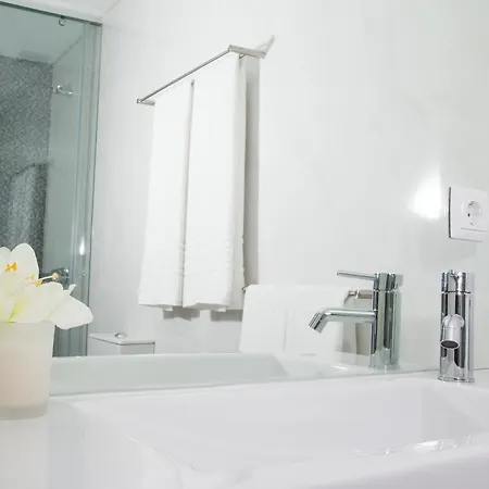 Apartamento White Almada *